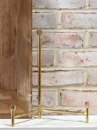 Brass Straight Back Easel Medium