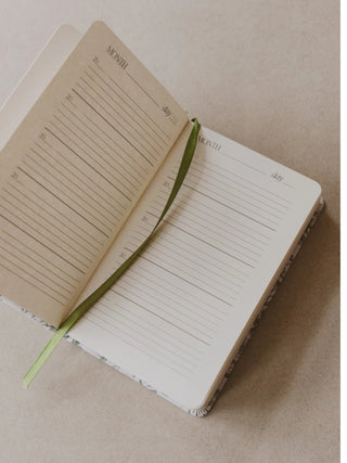 Mom's One Line A Day Devotional