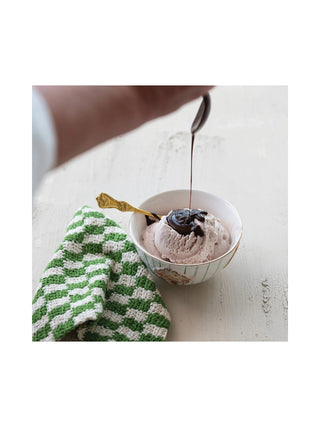 Deep Dark Hot Fudge Sauce