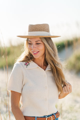 Embroidered Collar Knit Top