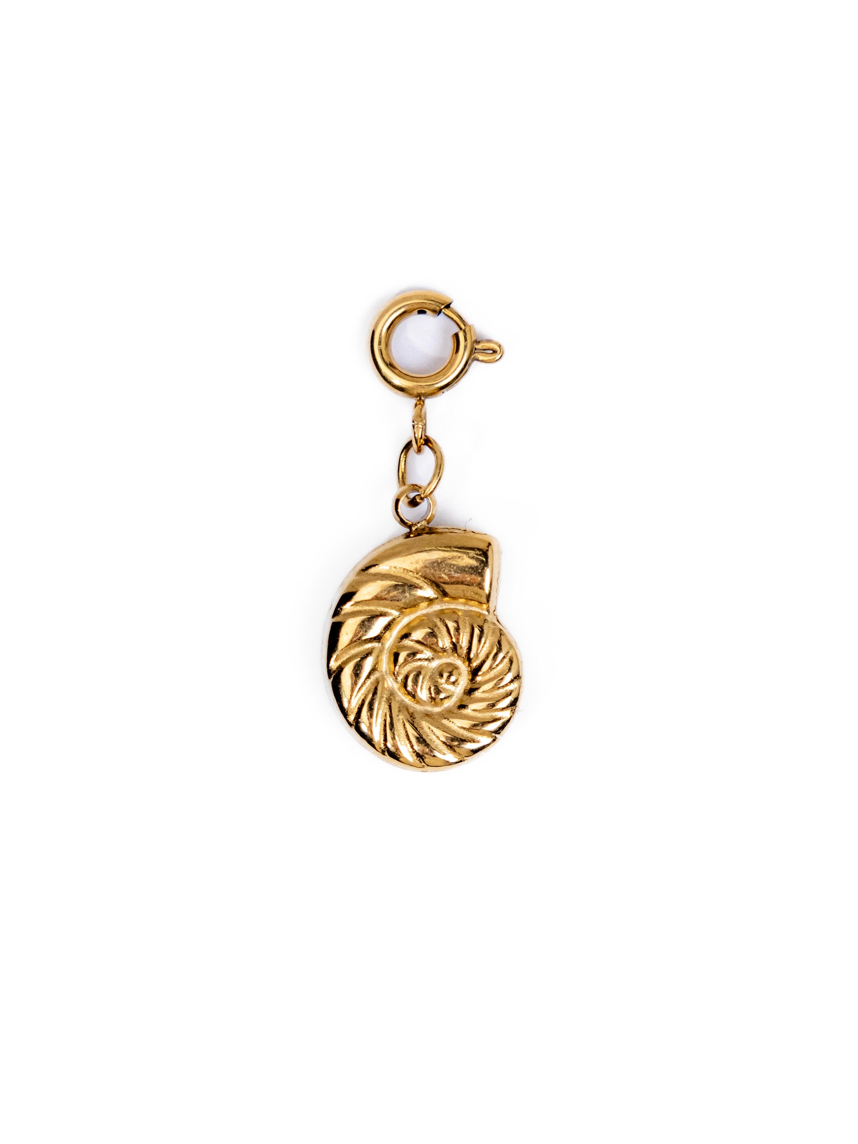 Waterproof Swirl Shell Charm – Gold-Plated, Tarnish-Free & Hypoallergenic