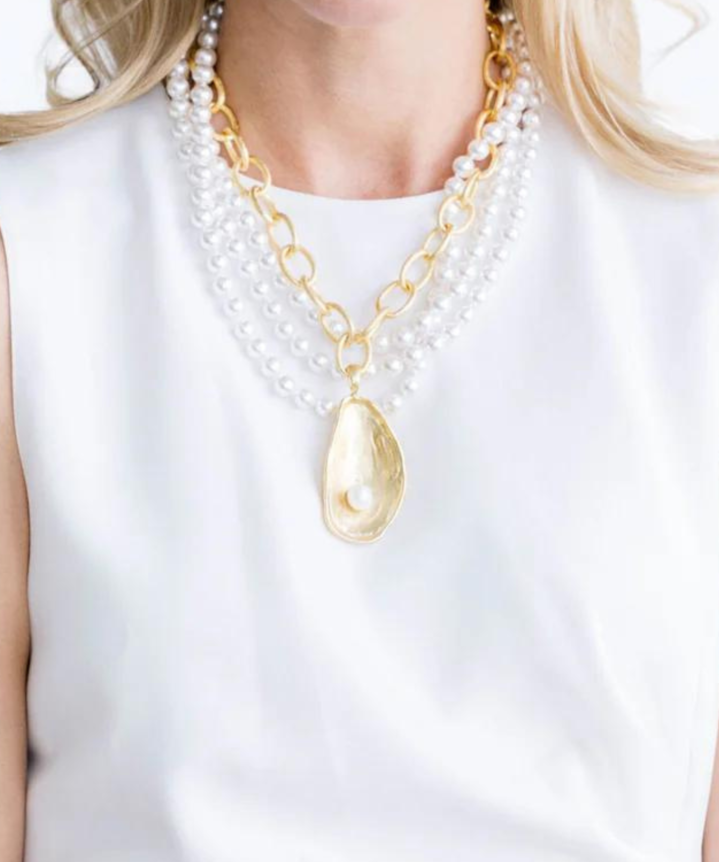 Susan Shaw | 24k Gold | Multi-Strand Oyster Necklace (detail view 2)
