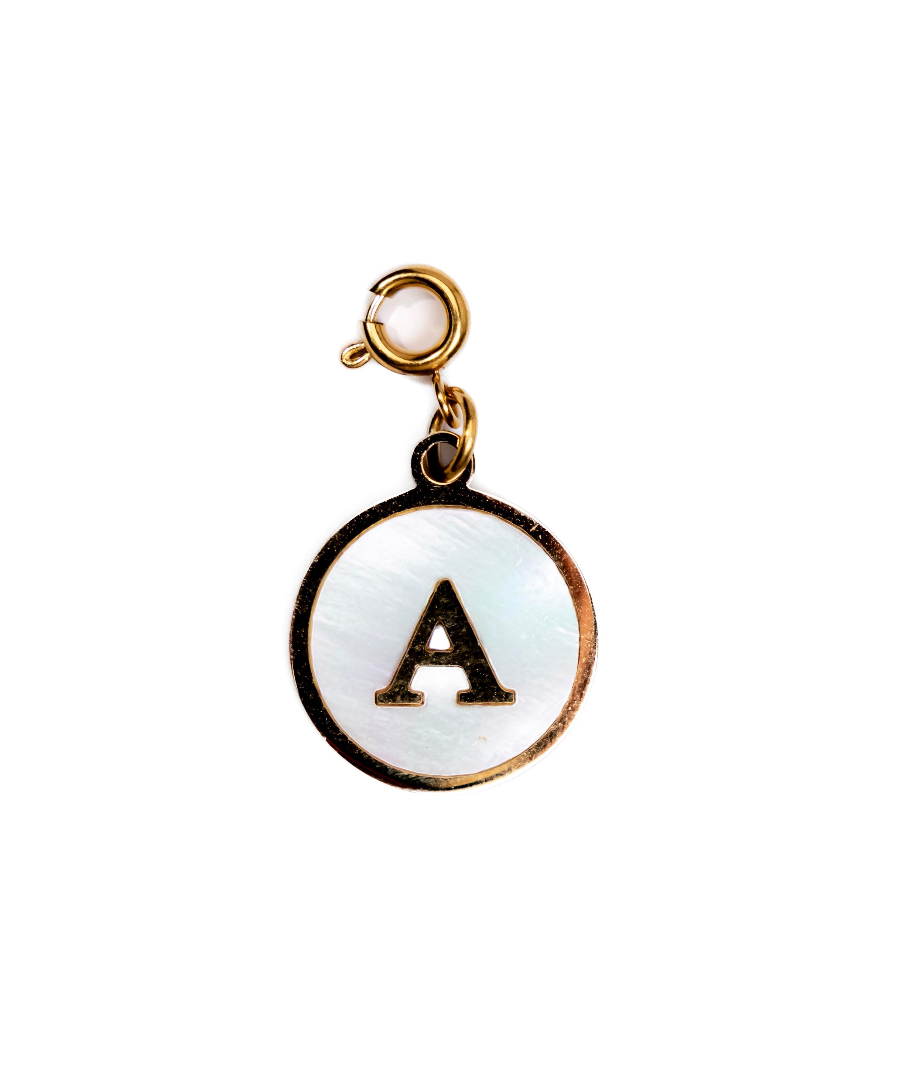 Waterproof Mother of Pearl Letter Initial Charm – Gold-Plated Pendant (detail view 2)