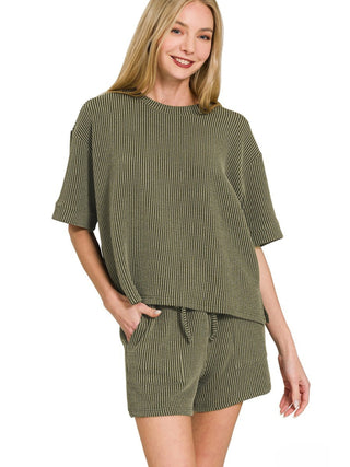Corded Rib Separates Olive