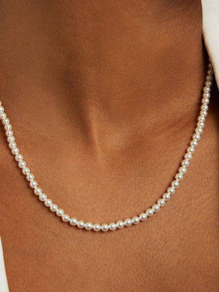 Signature Small Pearl Necklace