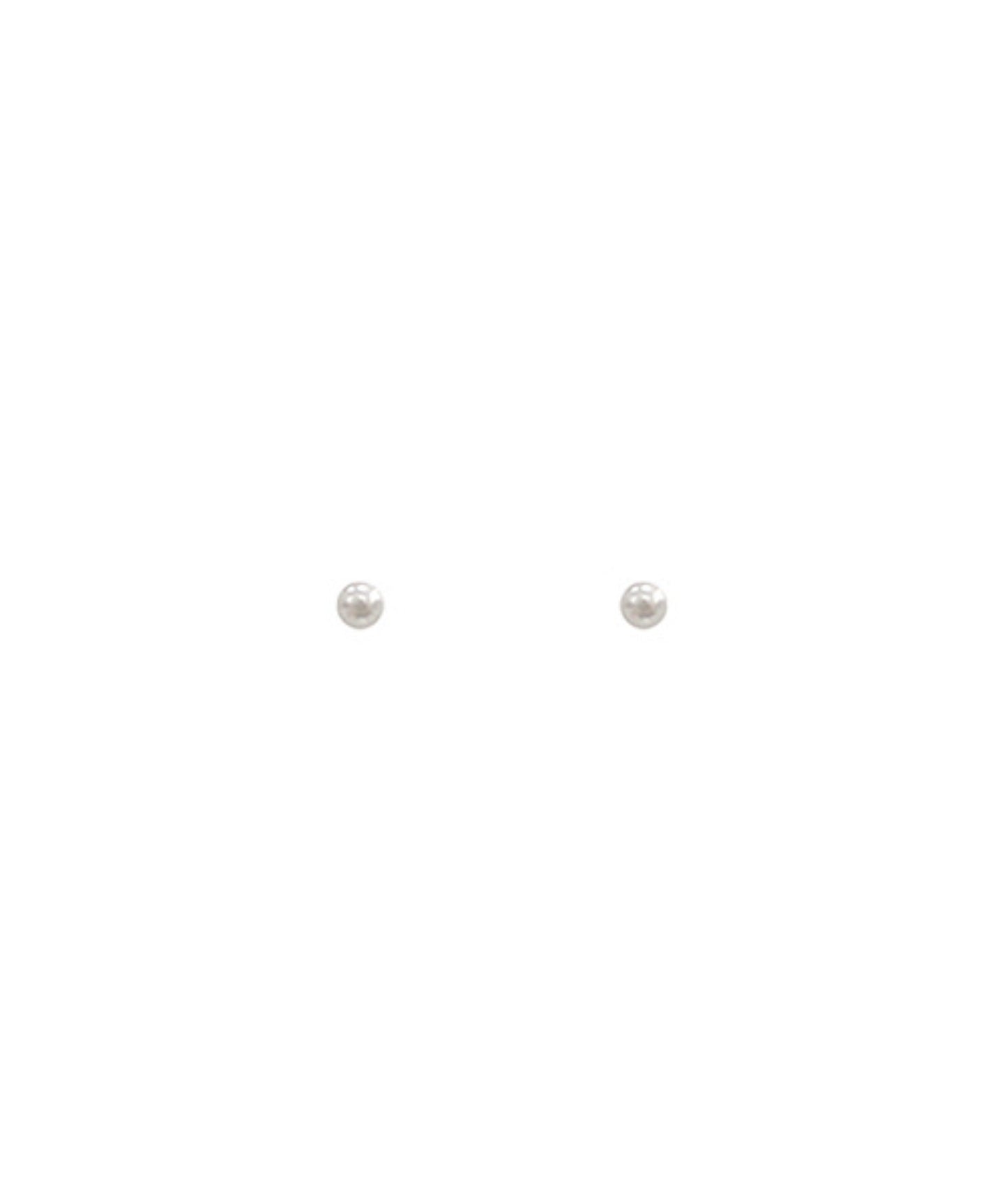Pearl Studs