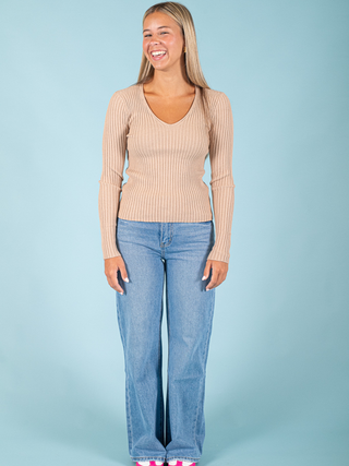 V Neck Fitted Light Sweater