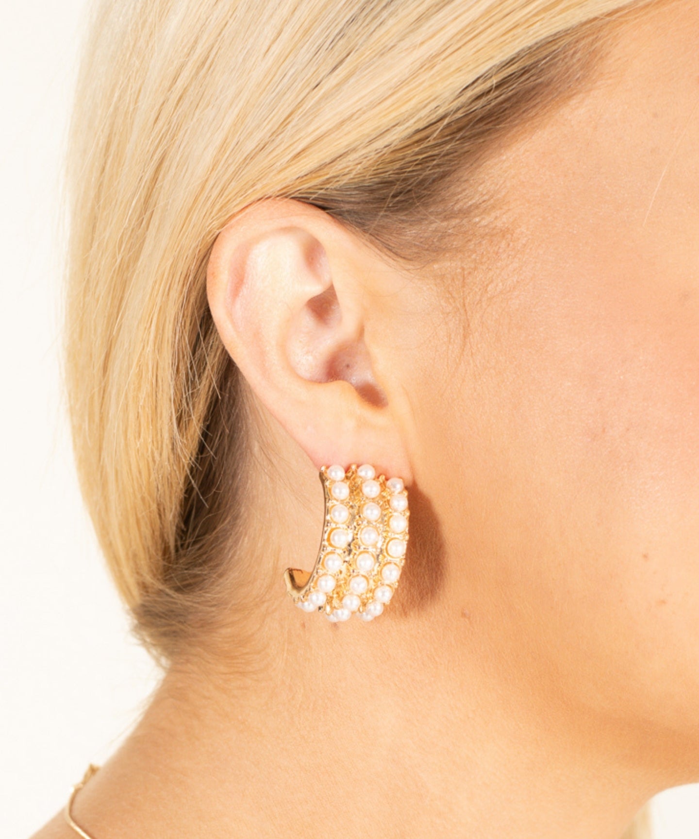 Pearl Lined Hoops