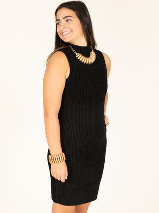 Black Sleeveless Fitted Dress