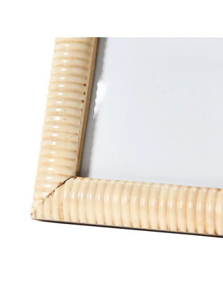 Ribbed Photo Frame