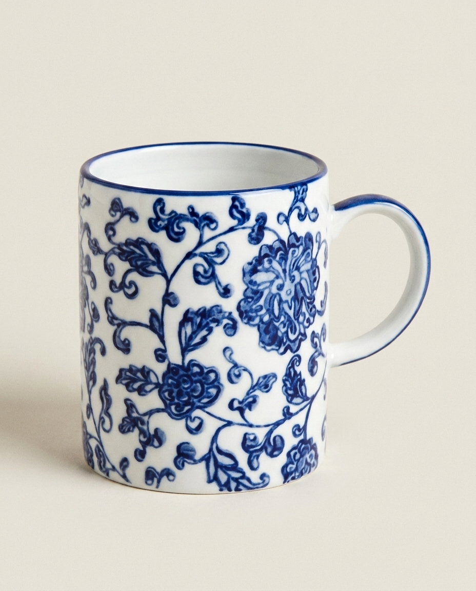 Blue Floral Ceramic Mug – Vintage Blue Floral Coffee Mug Gift (detail view 2)