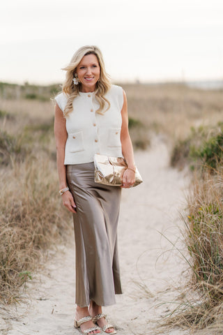 Sleeveless Knit Button Down Vest