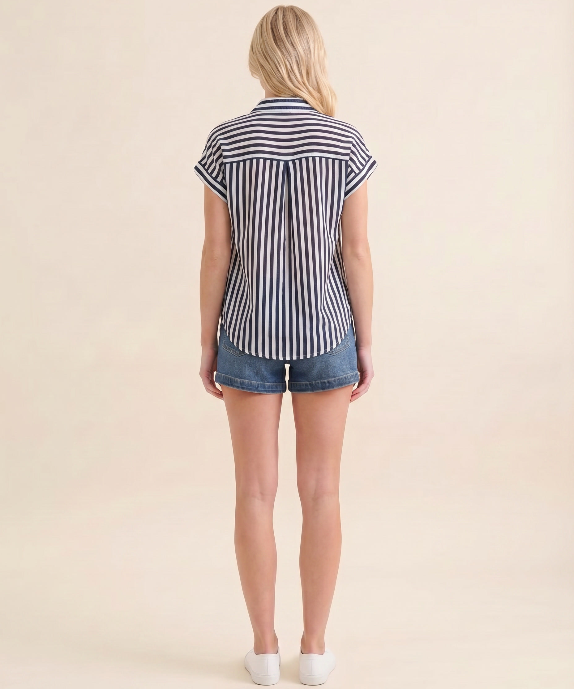 Coastal Stripe Button Top (detail view 2)