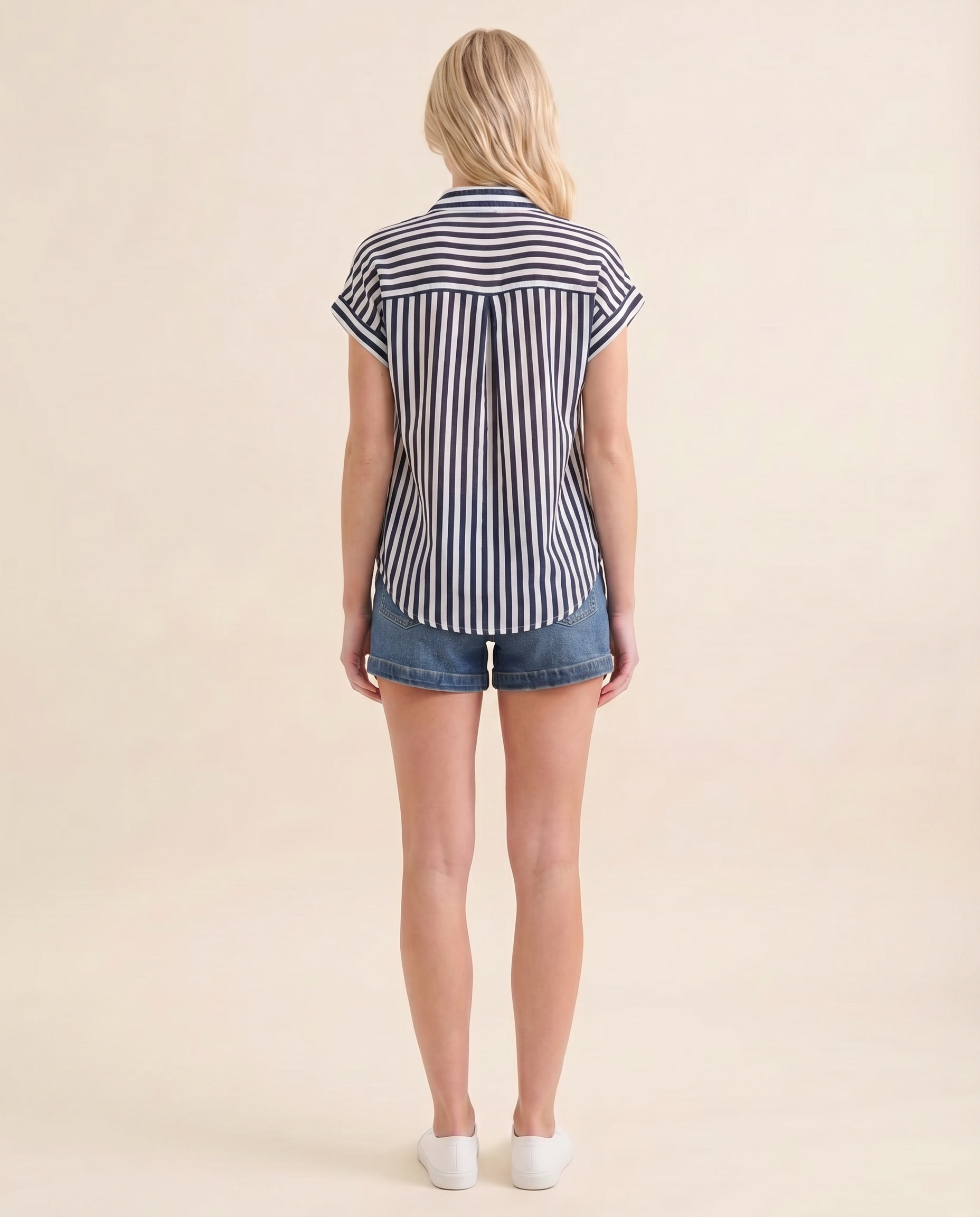 Coastal Stripe Button Top (detail view 2)