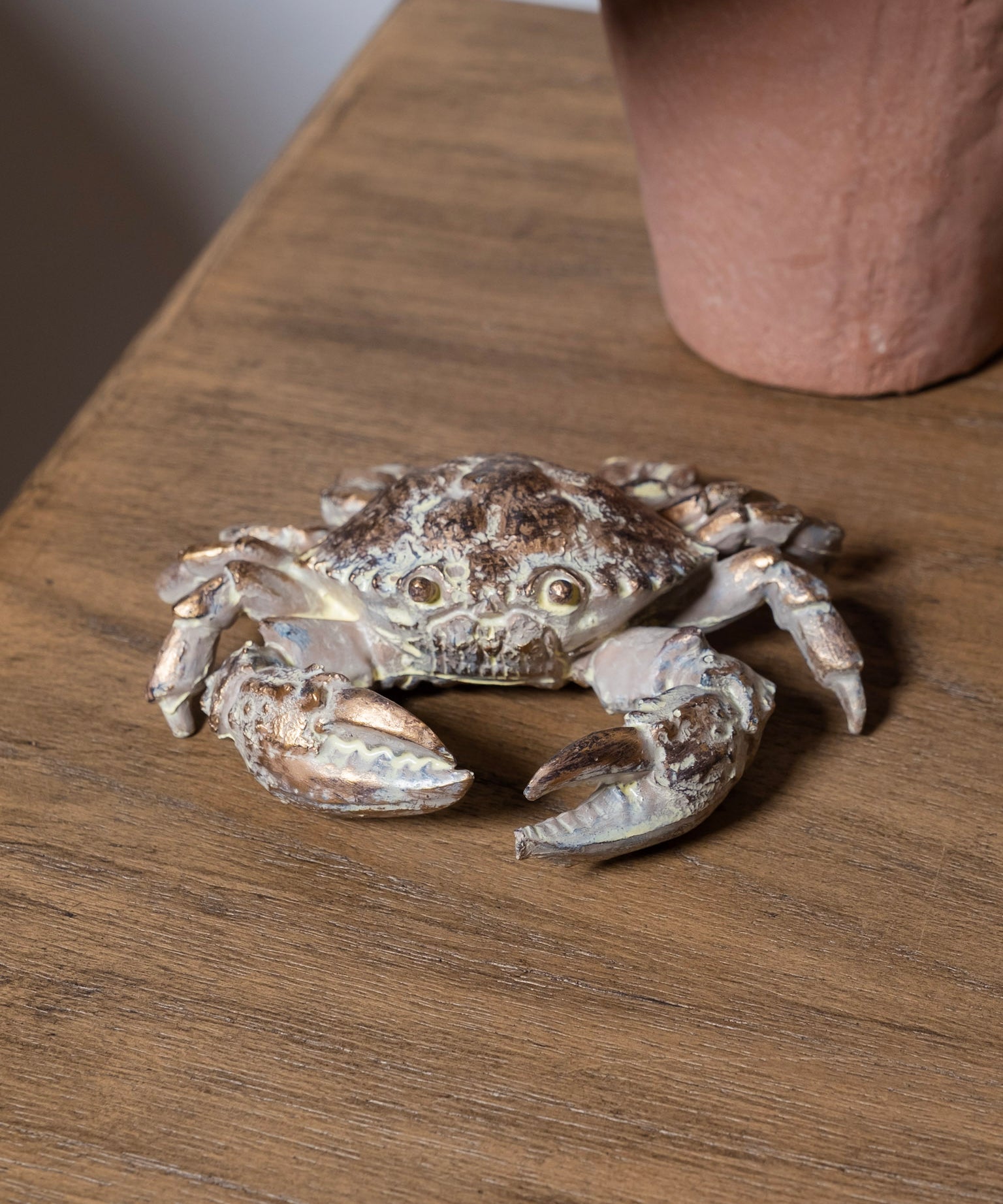 Gold Decorative Crab (detail view 2)