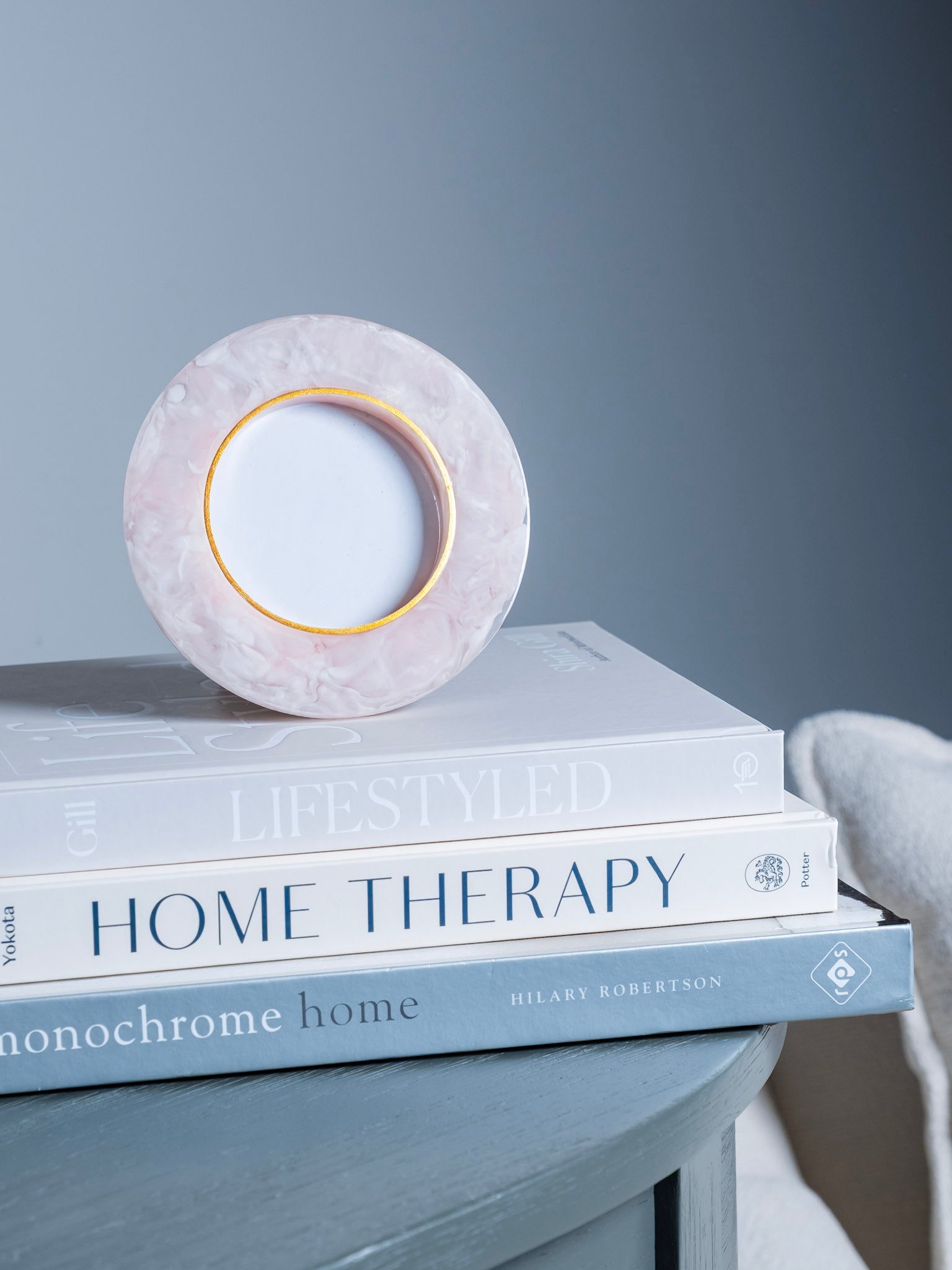 Pink Resin Round Frame