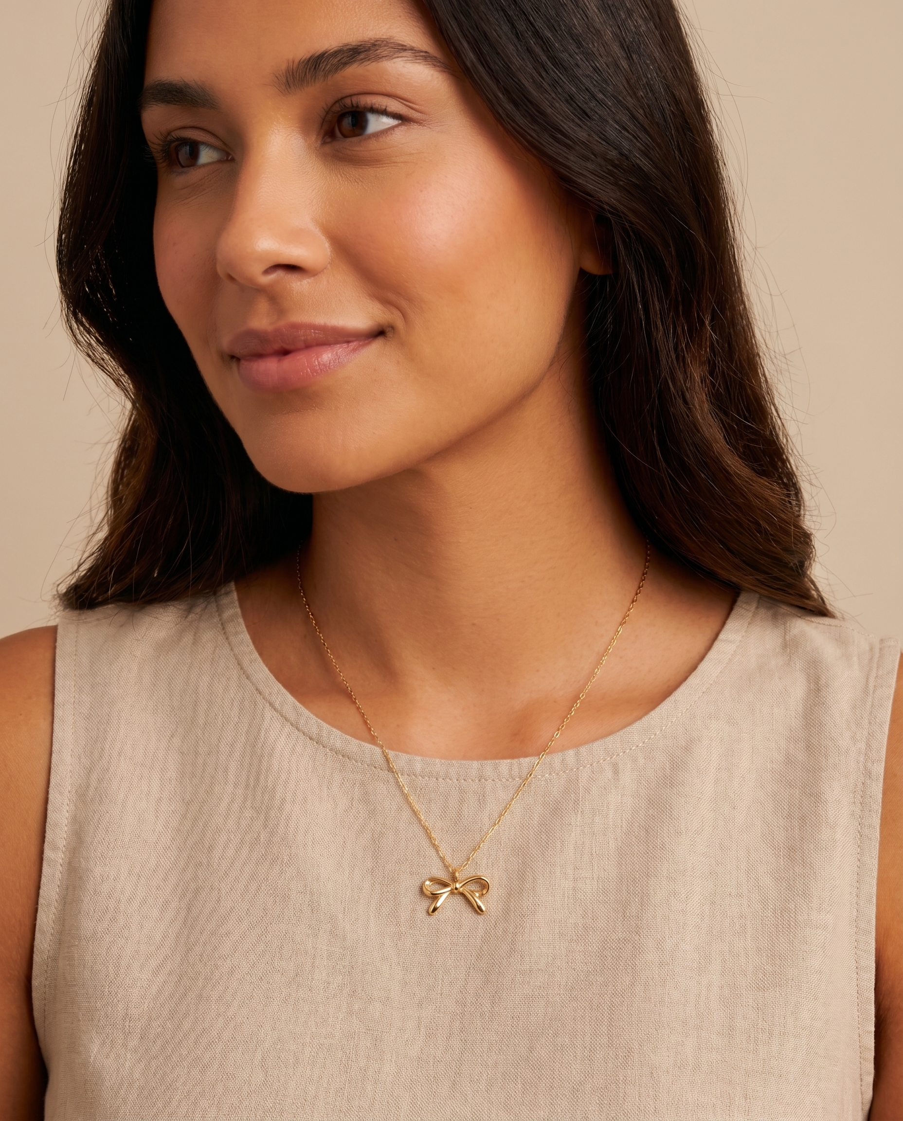 My Sister's Cottage | Waterproof | Dainty Bow Necklace (detail view 3)