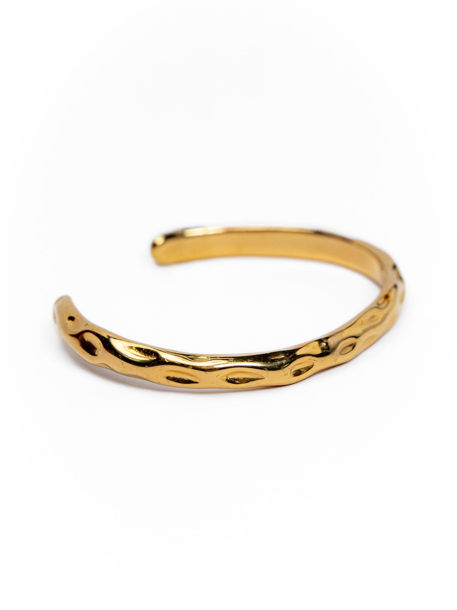My Sister's Cottage | Waterproof | Hammered Bangle (detail view 4)