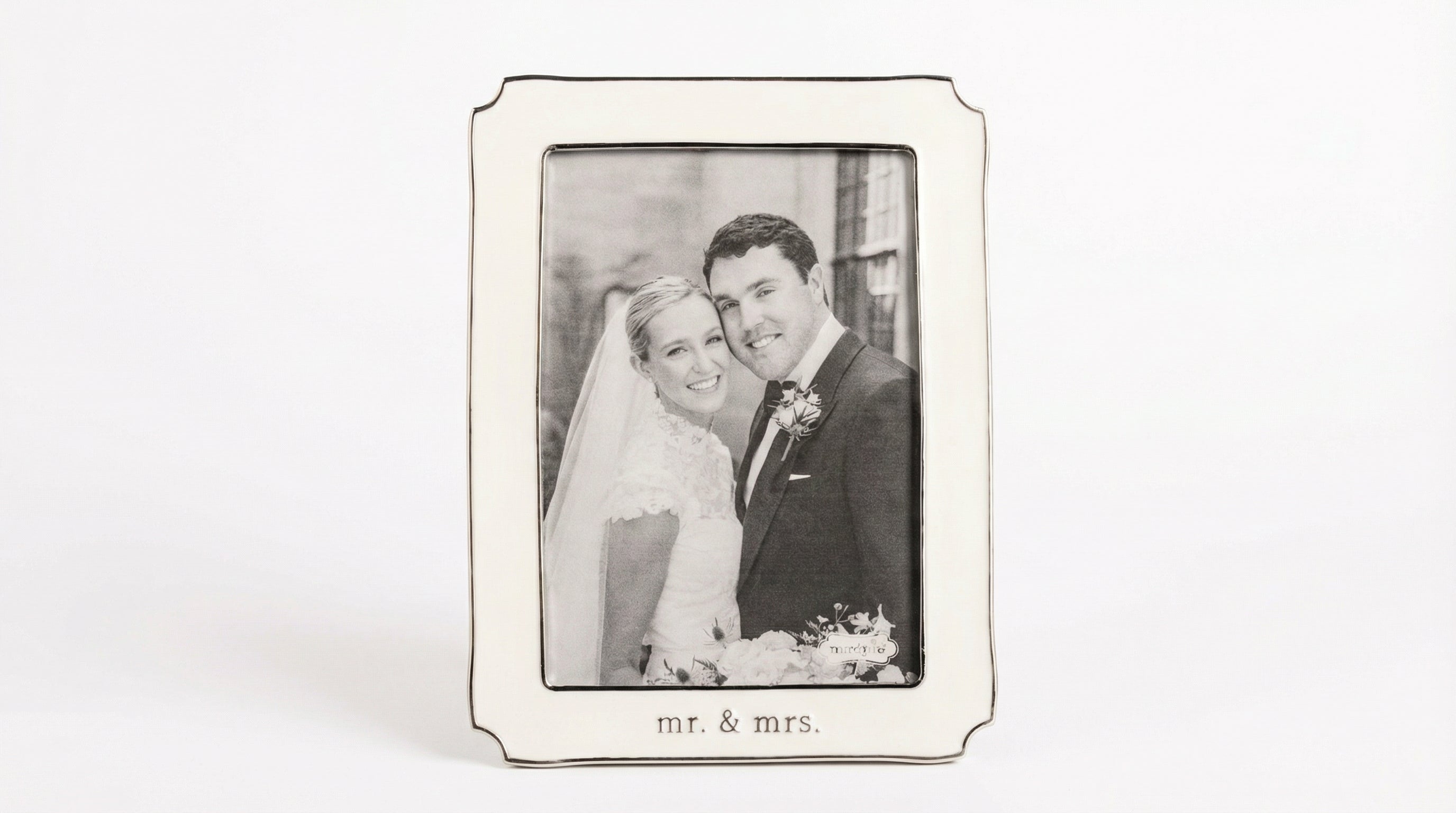 Mr. & Mrs. Enamel Frame (detail view 2)