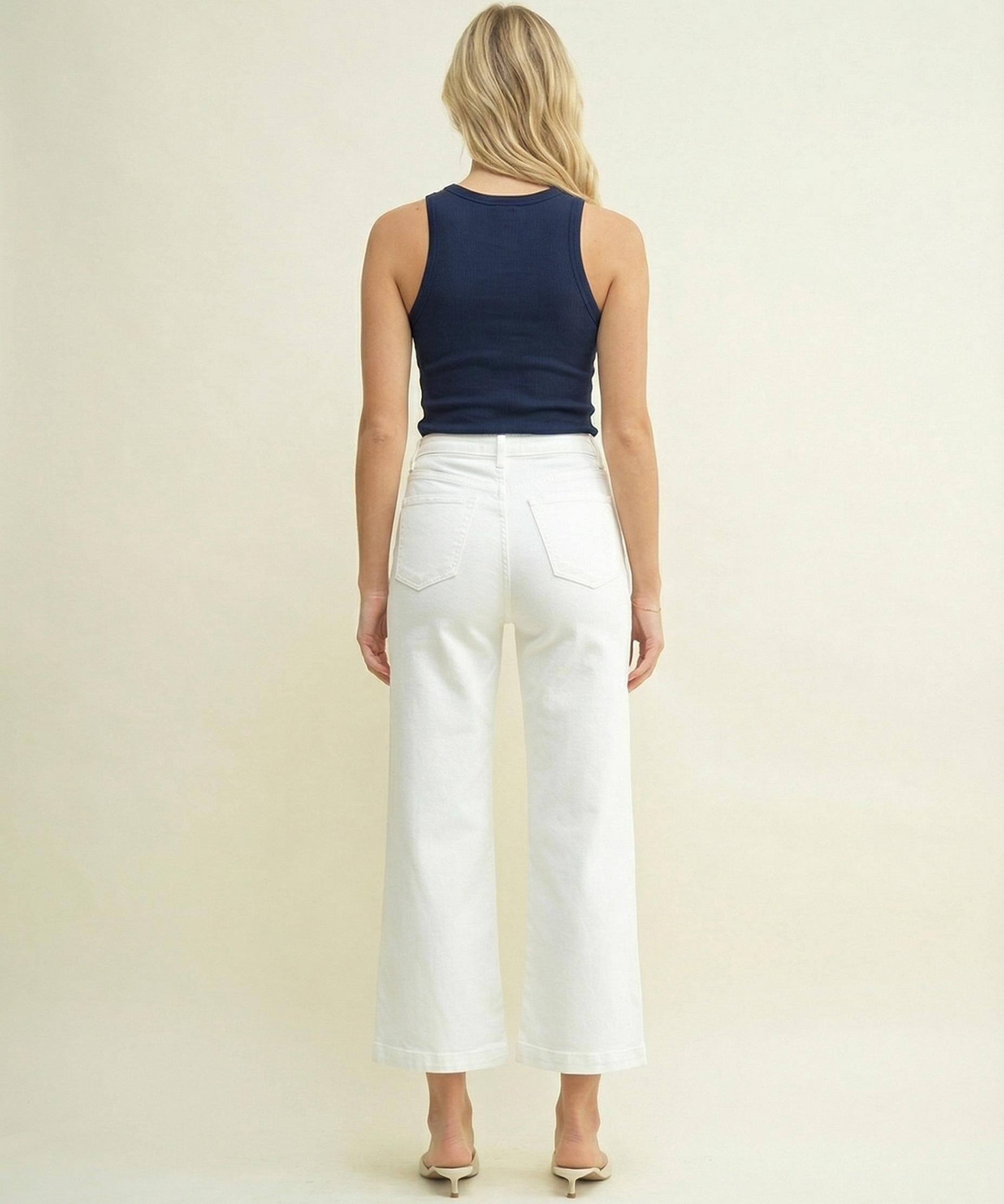 High-Rise Patch Pocket Wide Leg Jeans in Off White (detail view 2)