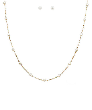 Pearl Station Paperclip Necklace