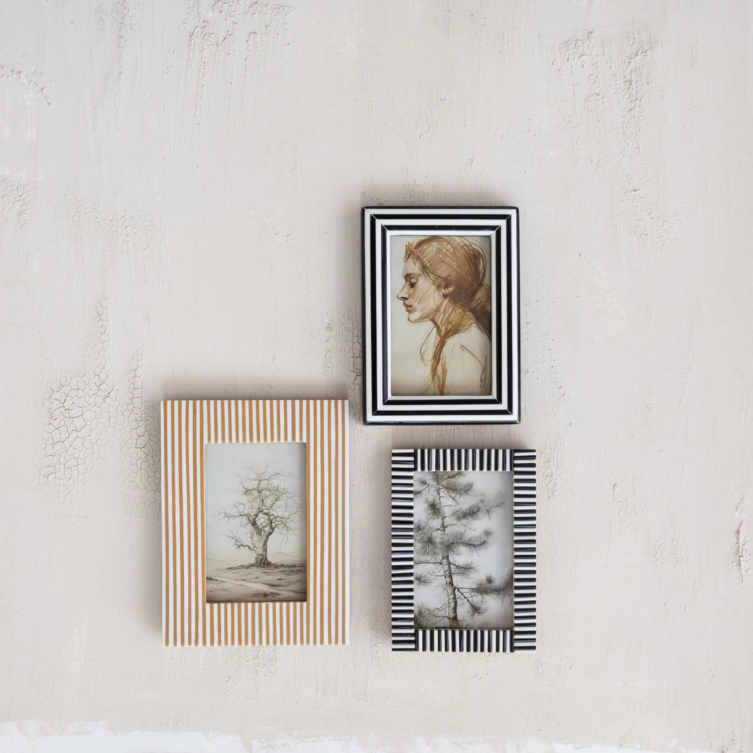 Resin Striped Photo Frame (detail view 2)