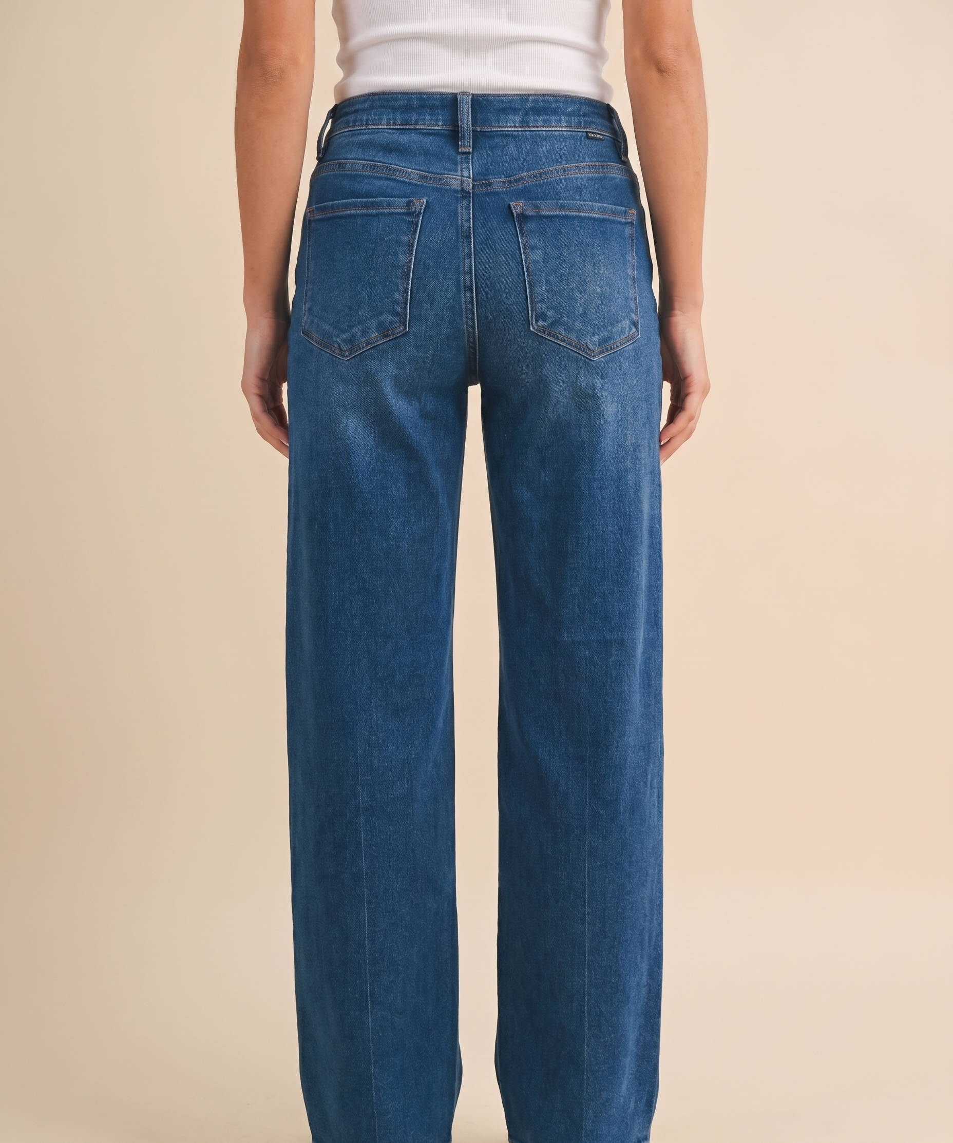 Risen Mid Rise Baggy Wide Leg Jeans (detail view 2)
