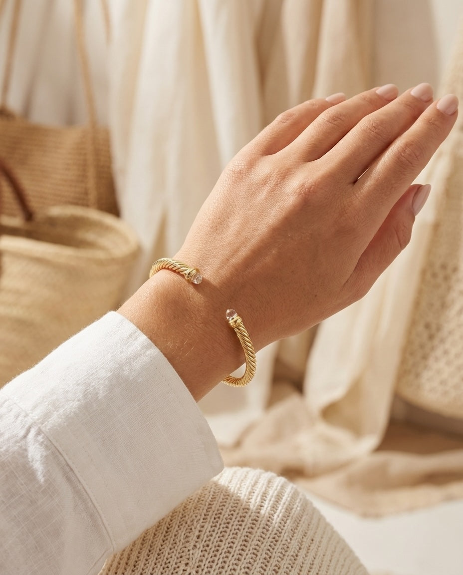Riviera Cable Cuff Bracelet – Gold Twisted Cable Chain Bangle (detail view 2)