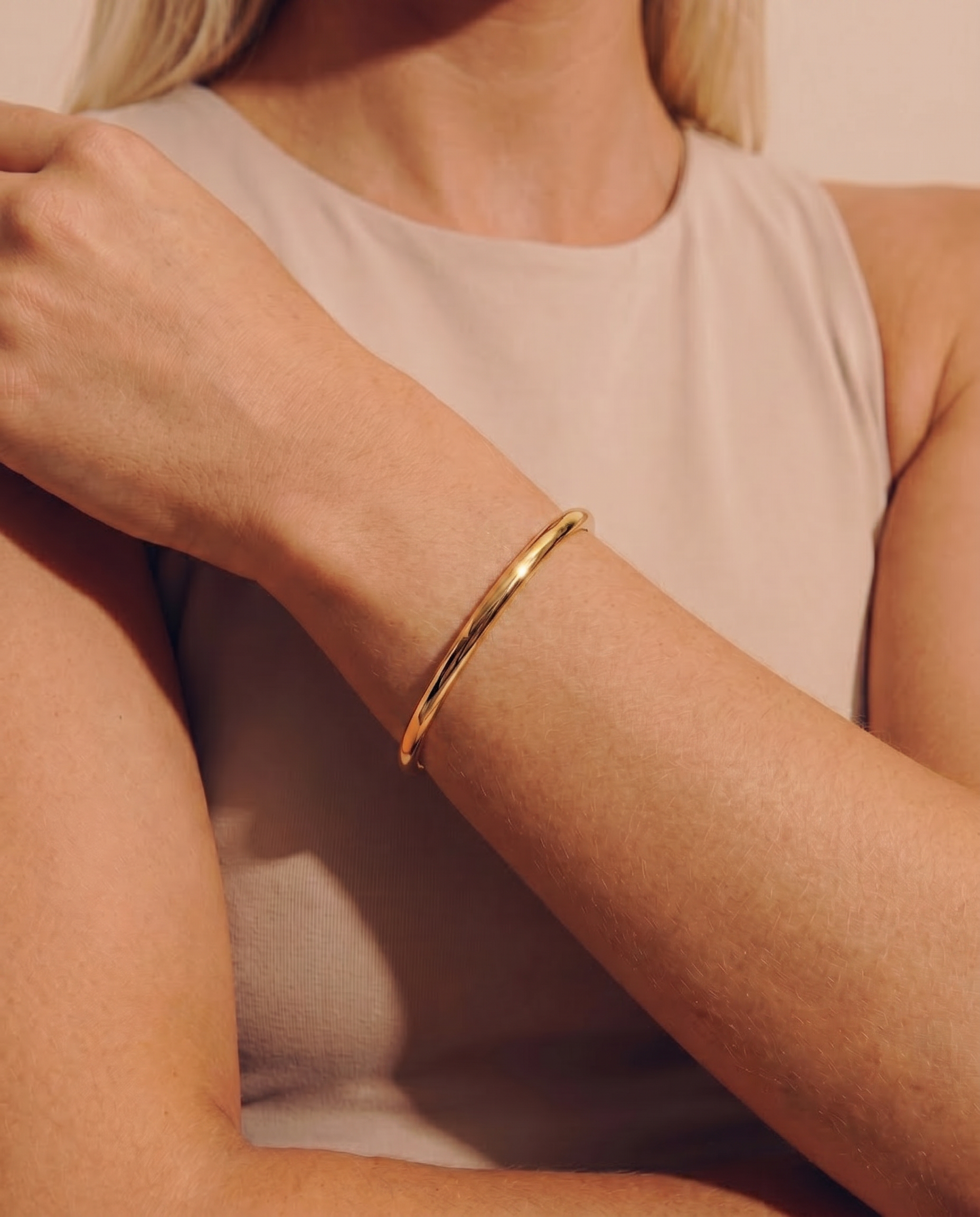 My Sister's Cottage | Waterproof | Rounded Bangle (detail view 3)