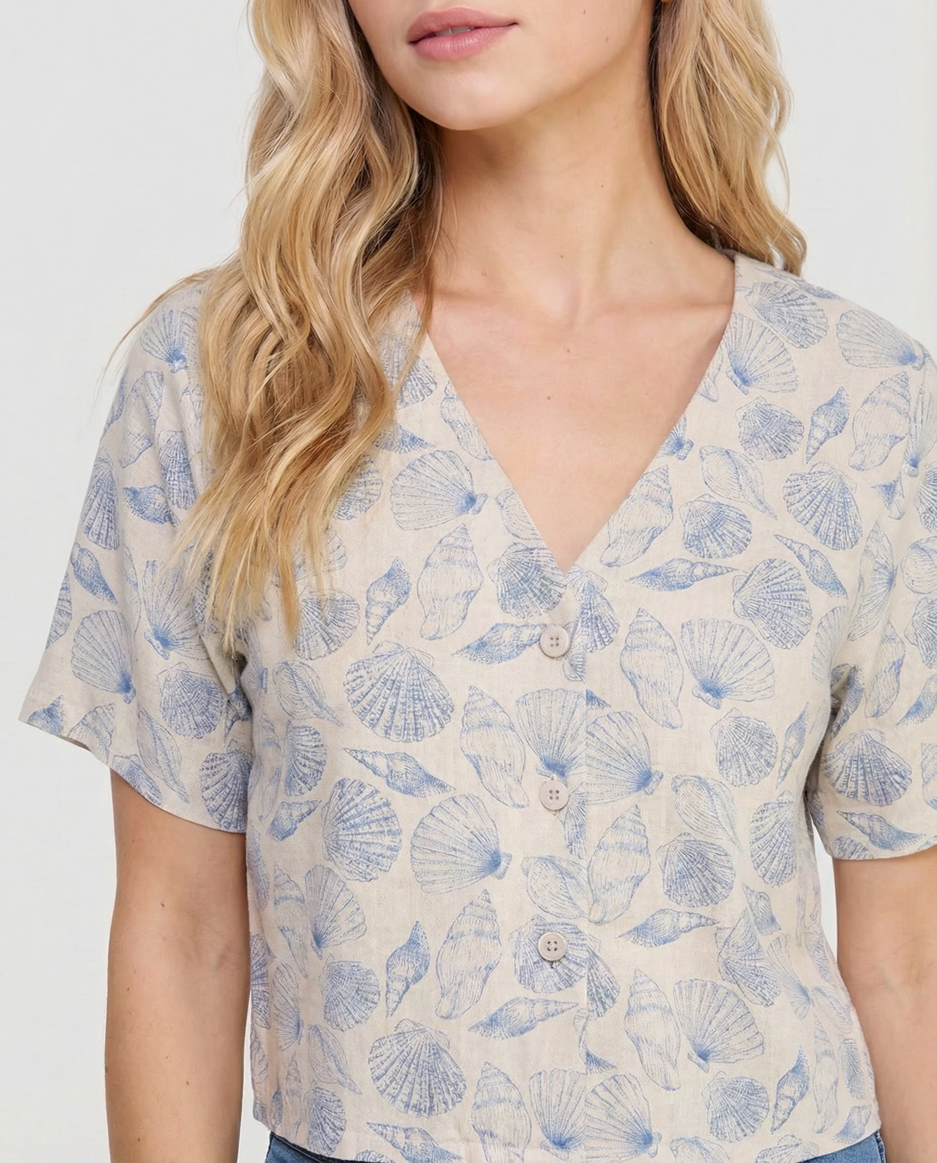 Seashell Breeze Button Top (detail view 3)