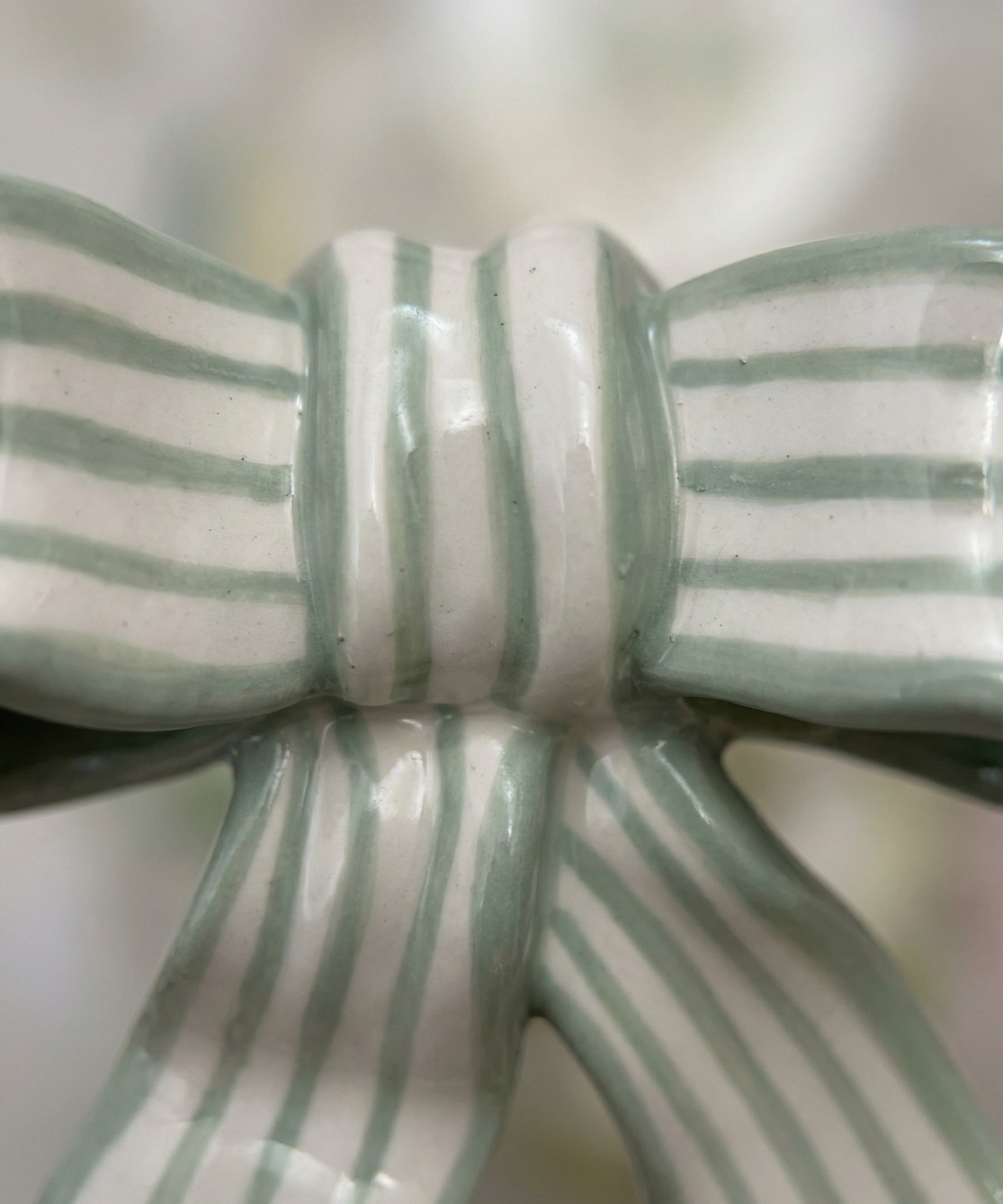 Stoneware Striped Bow Decor (detail view 2)