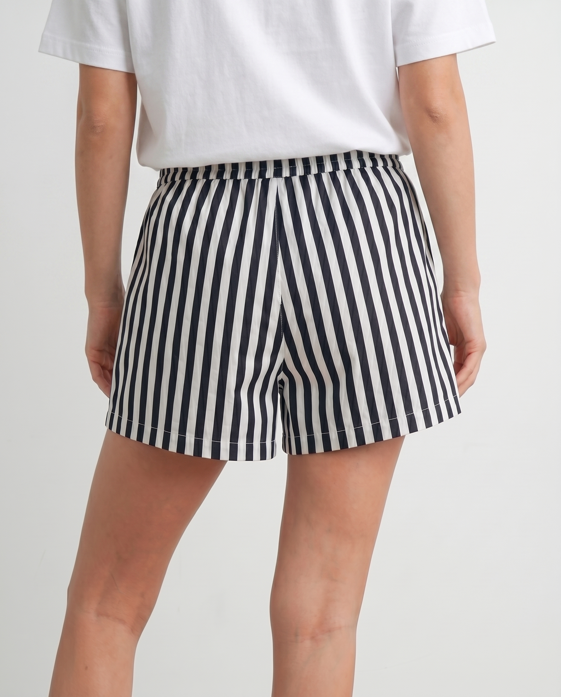 Sunny Day Stripe Shorts (detail view 4)