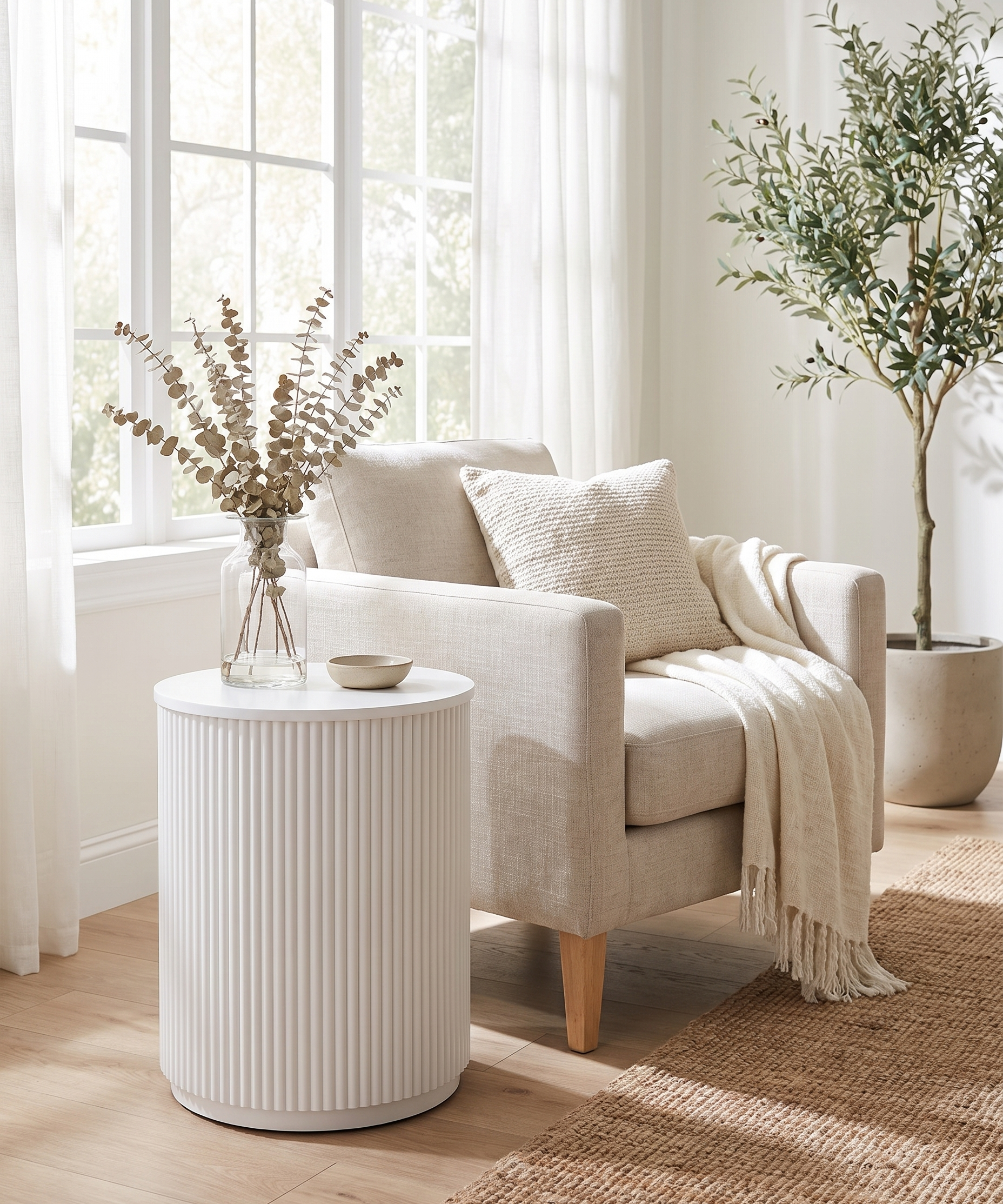 The Astoria Accent Table