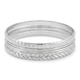 Luxe Layered Chain Bangles – Stackable Gold Chain Bracelet Set (detail view 2)