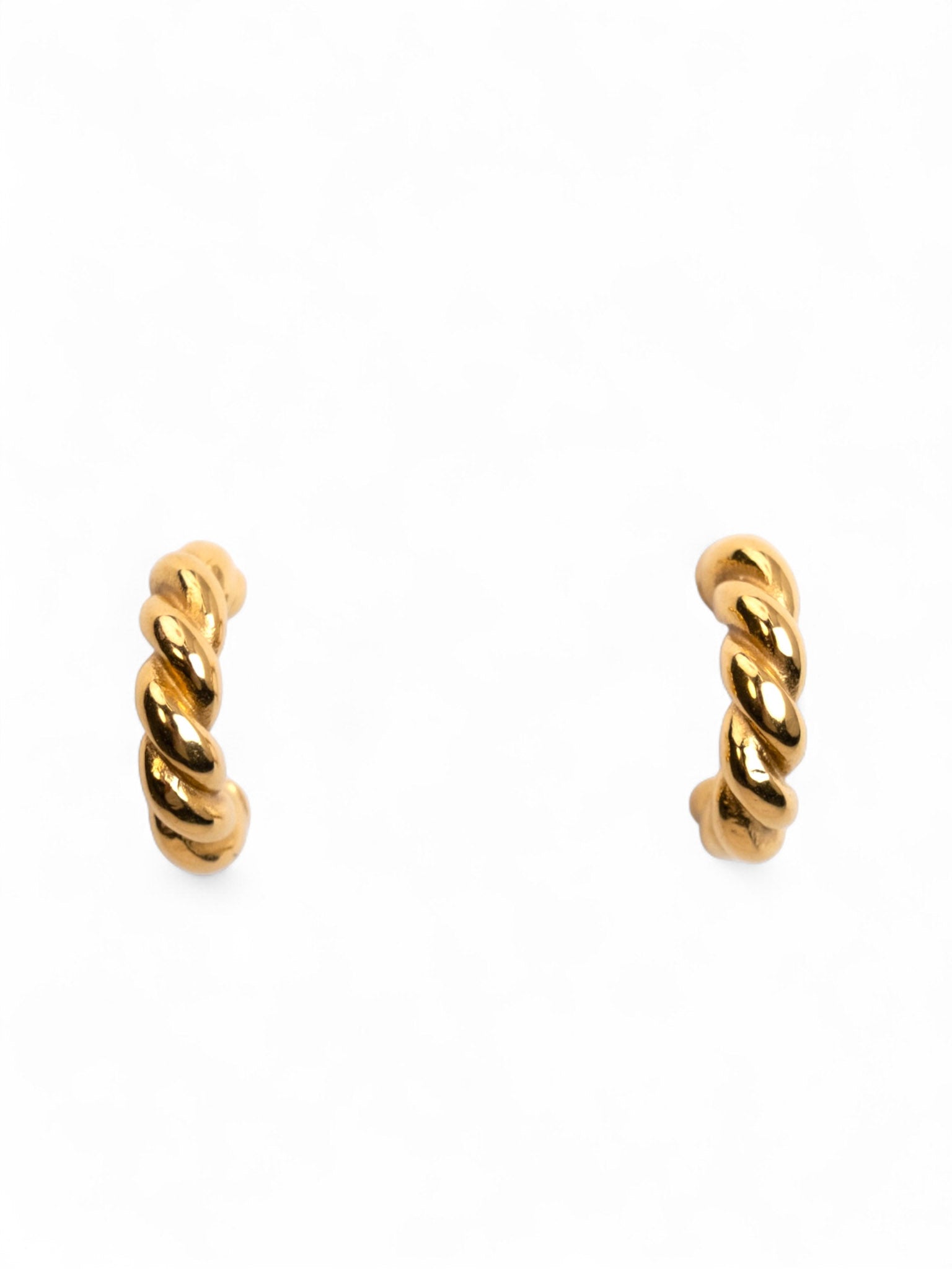My Sister's Cottage | Waterproof | Twisted Hoop Earrings (detail view 4)
