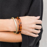 Set of 3 Acrylic Bangles Bracelet (detail view 2)