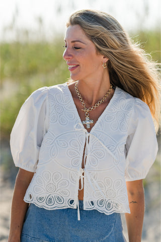 Eyelet Short Puff Sleeve Blouse
