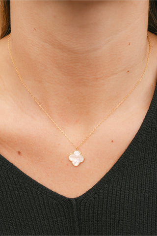 Clover Shell Necklace