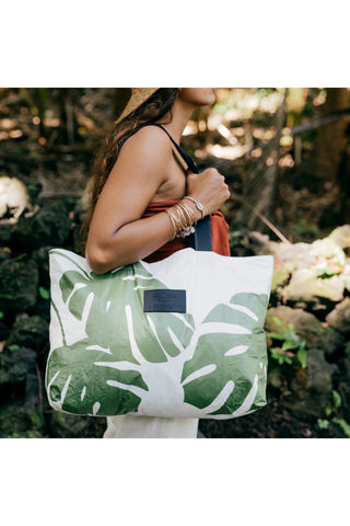 Holo Holo Tote