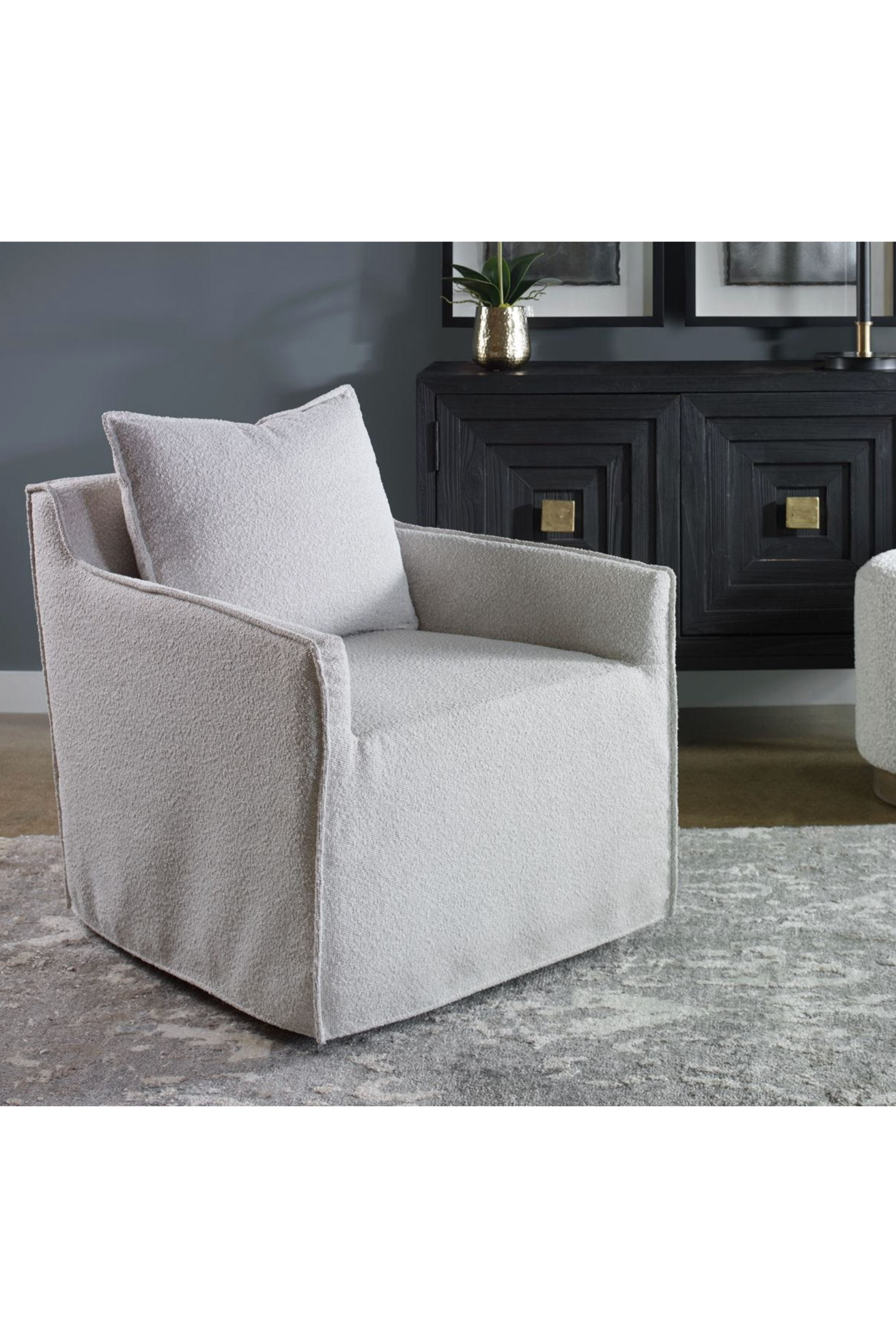 Welland Swivel Chair (detail view 2)