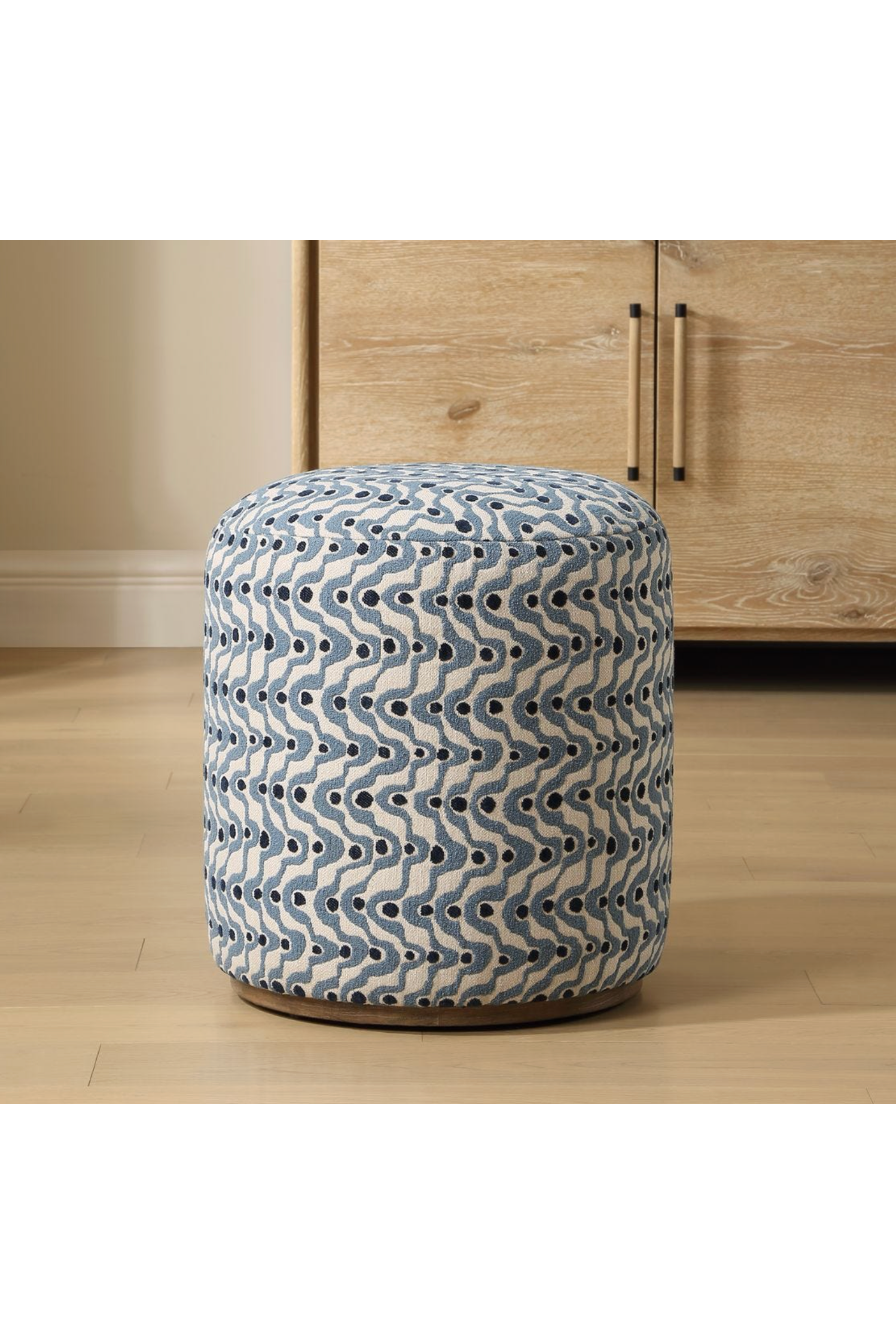 Cas Ottoman in Blue (detail view 2)