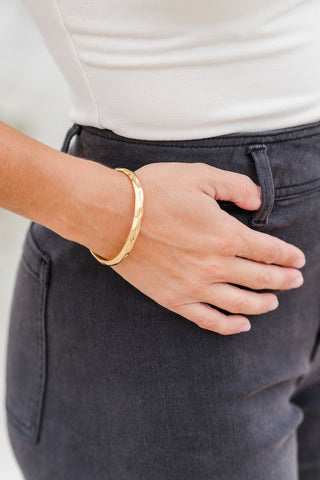 My Sister's Cottage | Waterproof | Hammered Bangle