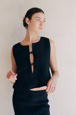 Bow Tie Sleeveless Top