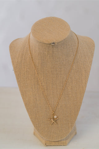 Starfish & Pearl Pendant Necklace