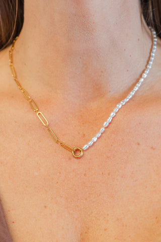 My Sister's Cottage | Waterproof | Pearl Chain Toggle Necklace