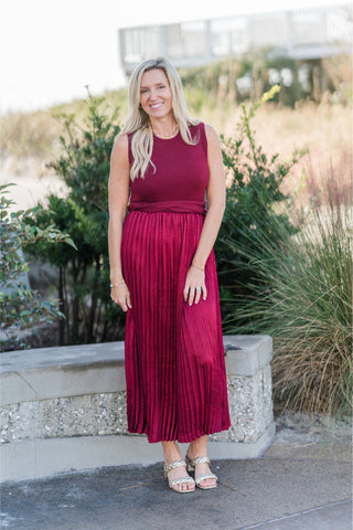 Sleeveless Mixed Media Pleated Midi Dress