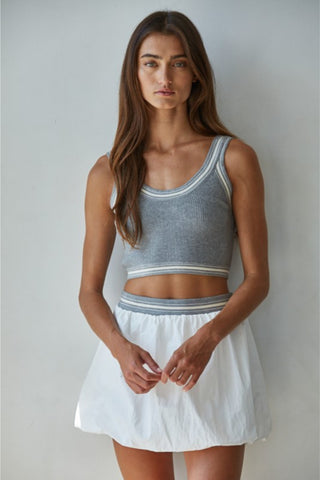 Ribbed Contrast Trim Crop Tank