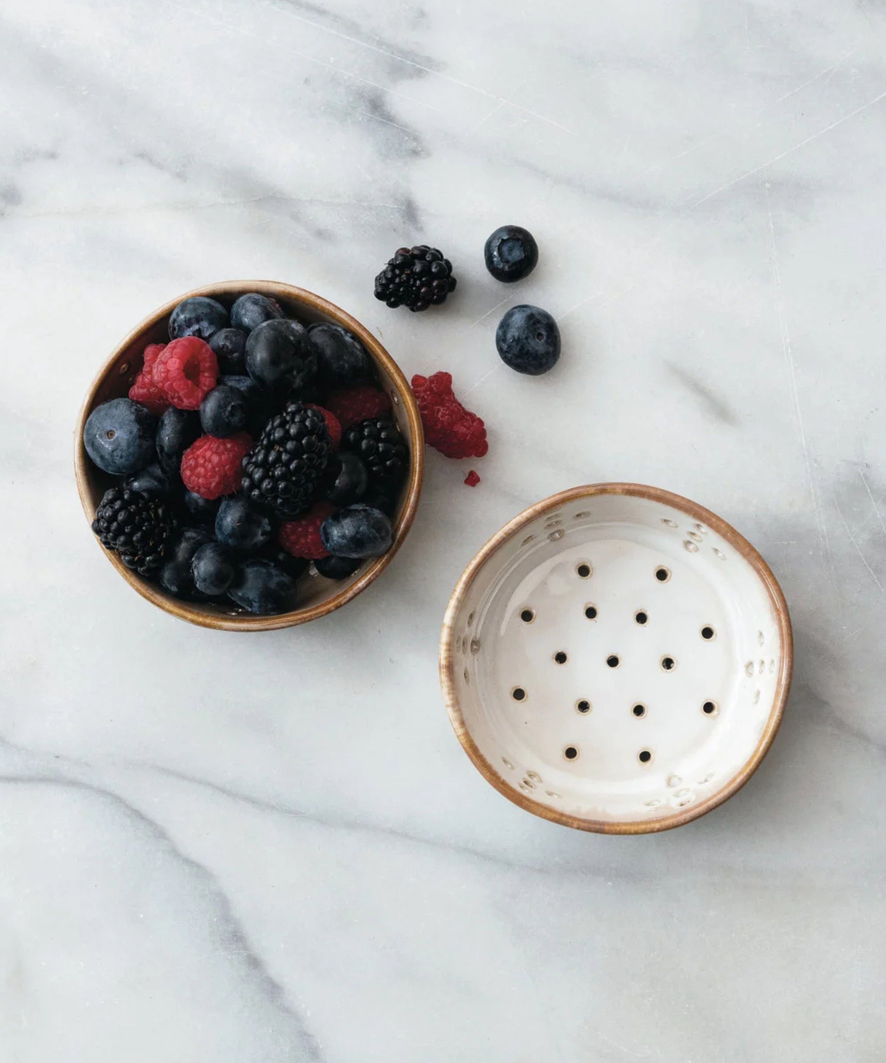 Stoneware Berry Bowl