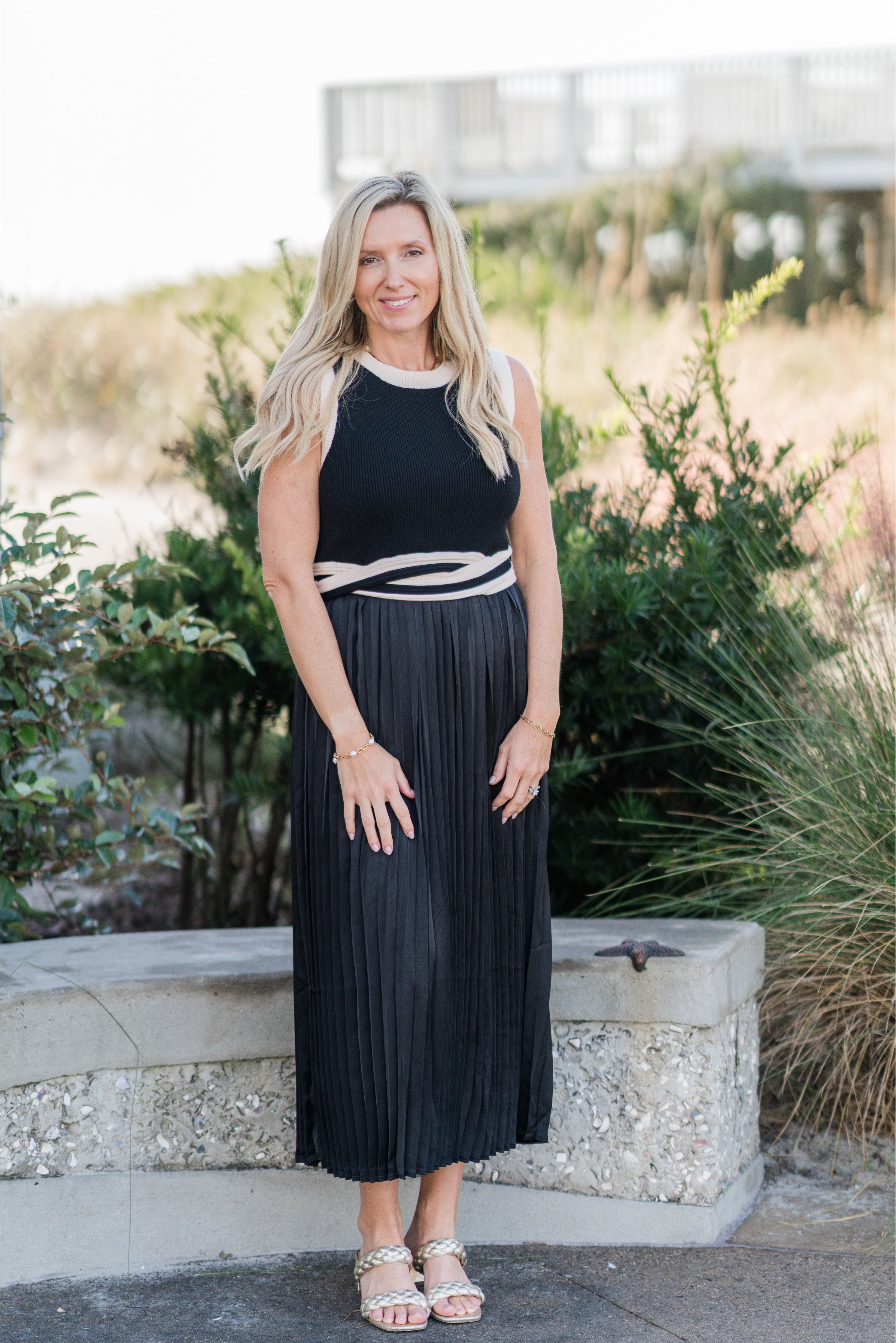 Sleeveless Mixed Media Pleated Midi Dress (detail view 5)