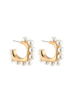 Linked Pearl Square Hoops